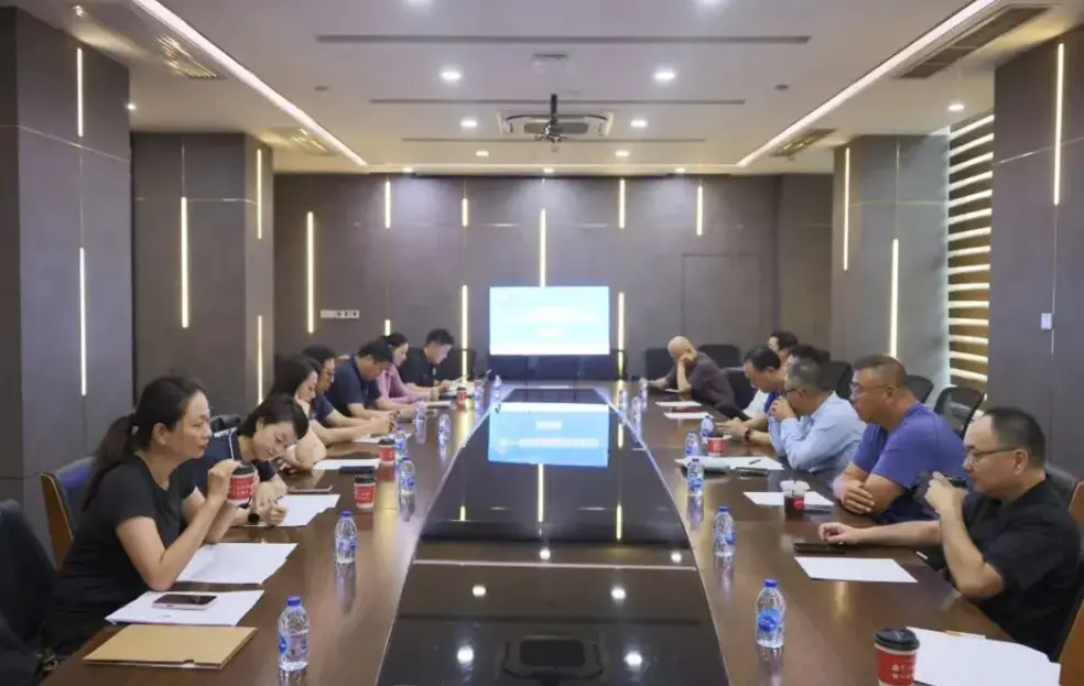 都是国家队, 蔡斌除了与