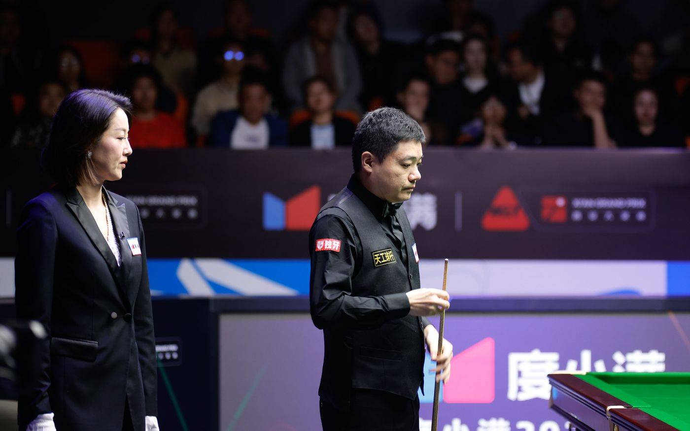 威尔逊和特, 个冠军和, 进入正赛后