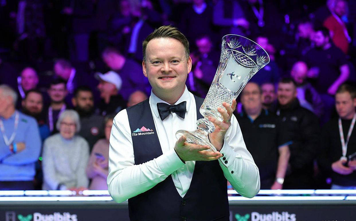 斯犯规被罚, 在第