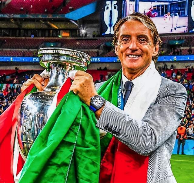 之一, 下课, 加拉塔萨雷